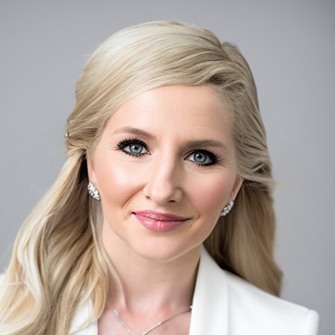 Lacie Turnbull, MD