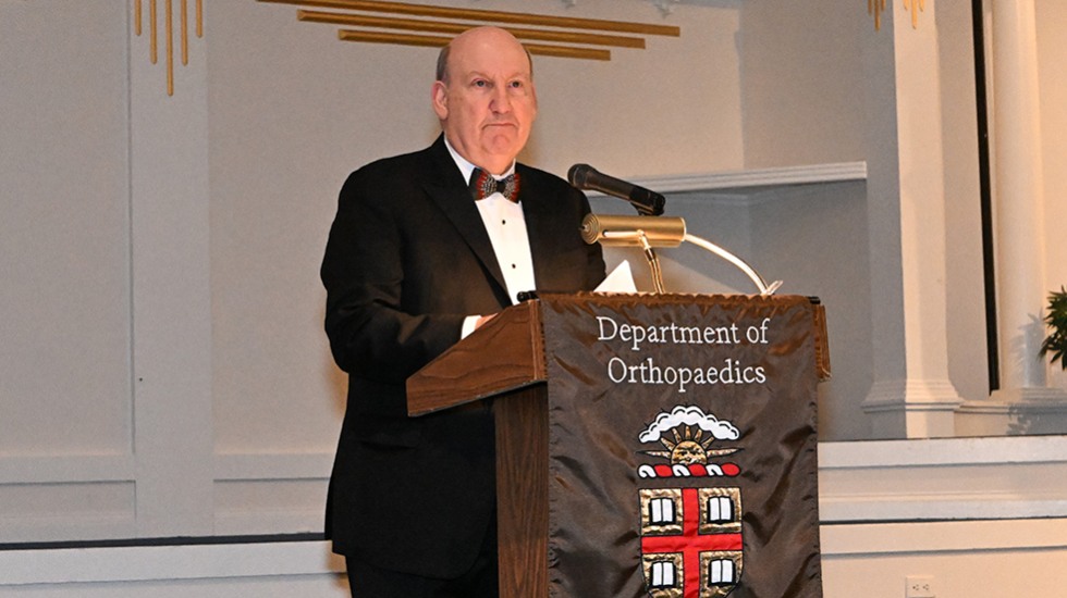 Dr. Edward Akelman, MD